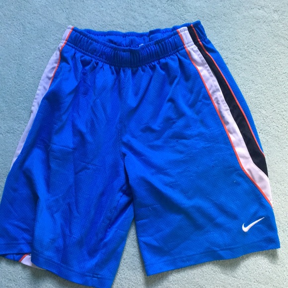 boys nike shorts sale